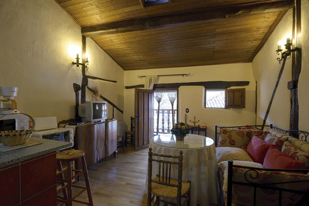 Apartamentos Rurales Tia Josefa Tornavacas Exterior photo